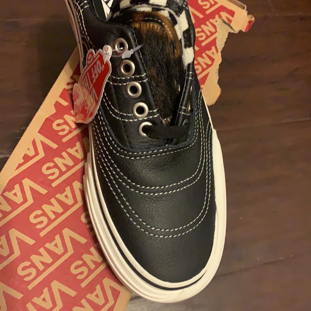 Vans Billy’s Tokyo - Picture 2 of 4
